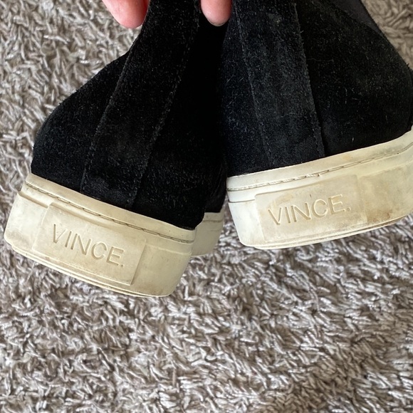 Vince Newlyn Slip On Suede Sneaker Chelsea boots Size 7.5 Black - Picture 7 of 10